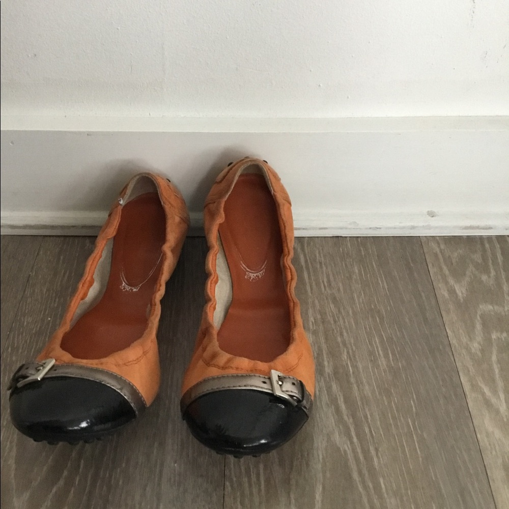 Tod’s Brown Flat Loafers Leather Suede shoe. Size 5. Used $120 - Picture 2 of 7